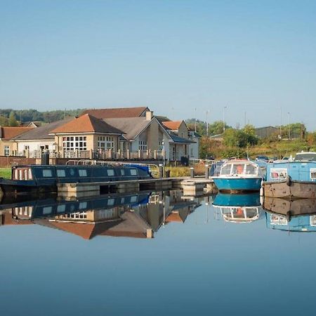 The Boat House Hotel Kilsyth Bagian luar foto